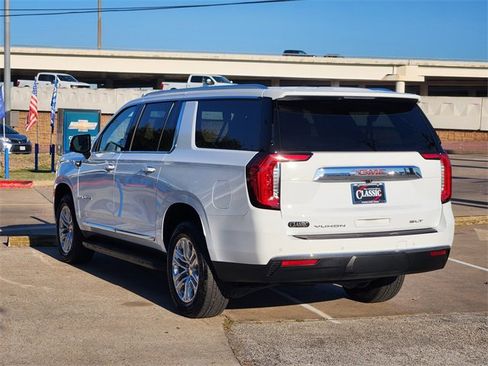 Used 2024 GMC Yukon XL SLT w/ SLT Luxury Package image 5