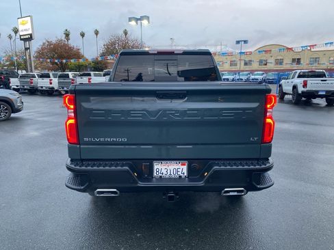 Used 2025 Chevrolet Silverado 1500 LT Trail Boss w/ Convenience Package II image 10