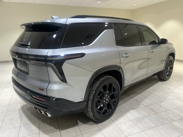 Certified 2025 Chevrolet Traverse RS w/ LPO, Roadside Safety Package FWD image 5