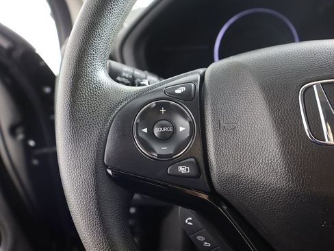 Used 2021 Honda HR-V EX image 42