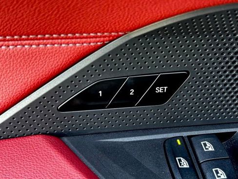 Used 2025 BMW i4 eDrive40 w/ M Sport Package image 30