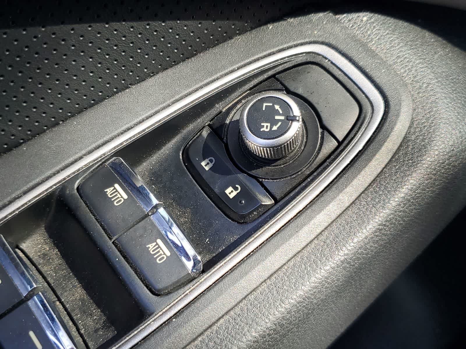 Used 2019 Subaru Ascent Limited AWD/4WD image 23