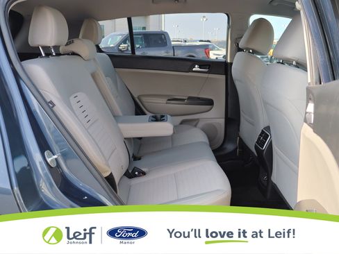 Used 2021 Kia Sportage LX w/ LX Fwd Popular Package image 31