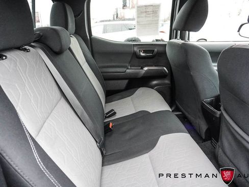 Used 2020 Toyota Tacoma TRD Off-Road image 43