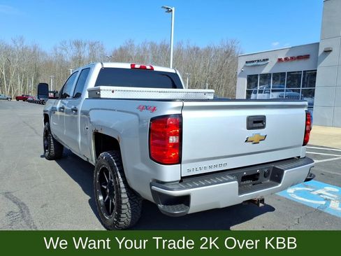 Used 2017 Chevrolet Silverado 1500 Custom image 8