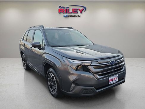 Used 2026 Subaru Forester Premium AWD/4WD image 7