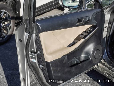 Used 2019 Lexus IS 300 300 image 21