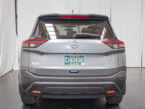 Used 2021 Nissan Rogue S AWD/4WD image 3