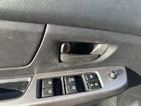Used 2015 Subaru Impreza 2.0i image 10