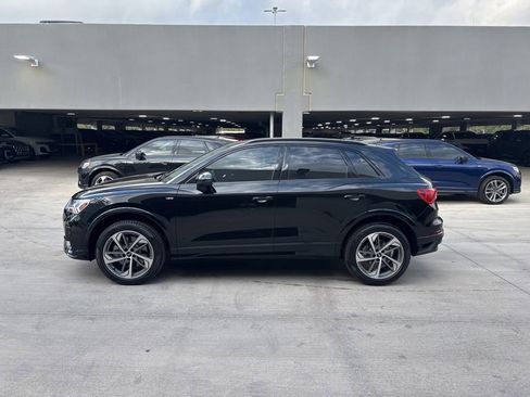 New 2025 Audi Q3 2.0T Premium image 9