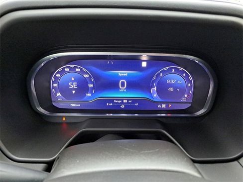 Used 2023 Chevrolet Suburban LT image 12