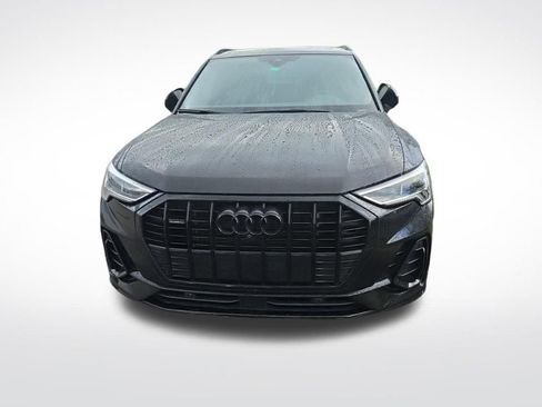 Used 2023 Audi Q3 2.0T Premium Plus w/ Premium Plus Package AWD/4WD image 3