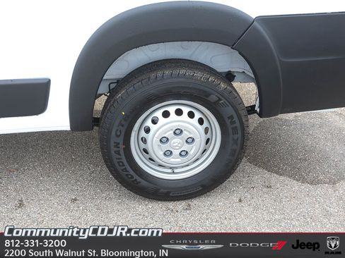 New 2026 RAM ProMaster 2500 w/ Convenience Group image 4