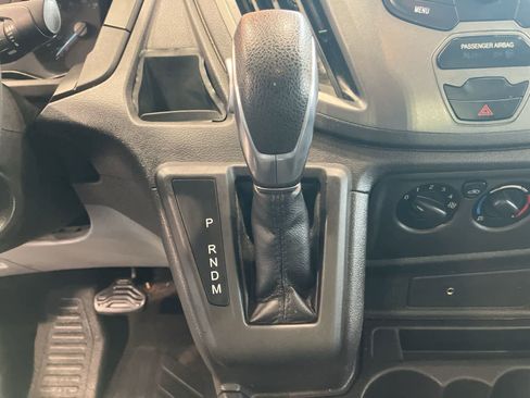 Used 2017 Ford Transit 150 130 Low Roof RWD image 15