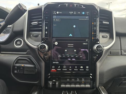 Used 2022 RAM 2500 Big Horn w/ Level C Equiment Group image 22