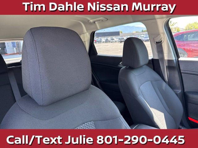 Used 2026 Kia Sportage LX FWD image 19