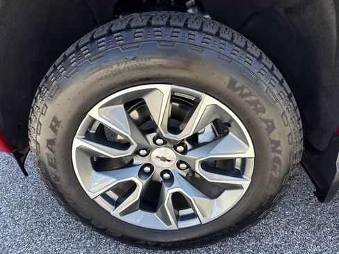 Used 2026 Chevrolet Silverado 1500 RST AWD/4WD image 40