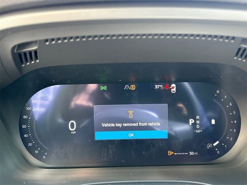 New 2026 Volvo XC60 B5 Plus w/ Protection Package Premier image 15