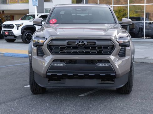 New 2026 Toyota Tacoma TRD Off-Road w/ TRD Off Road Upgrade Package AWD/4WD image 2