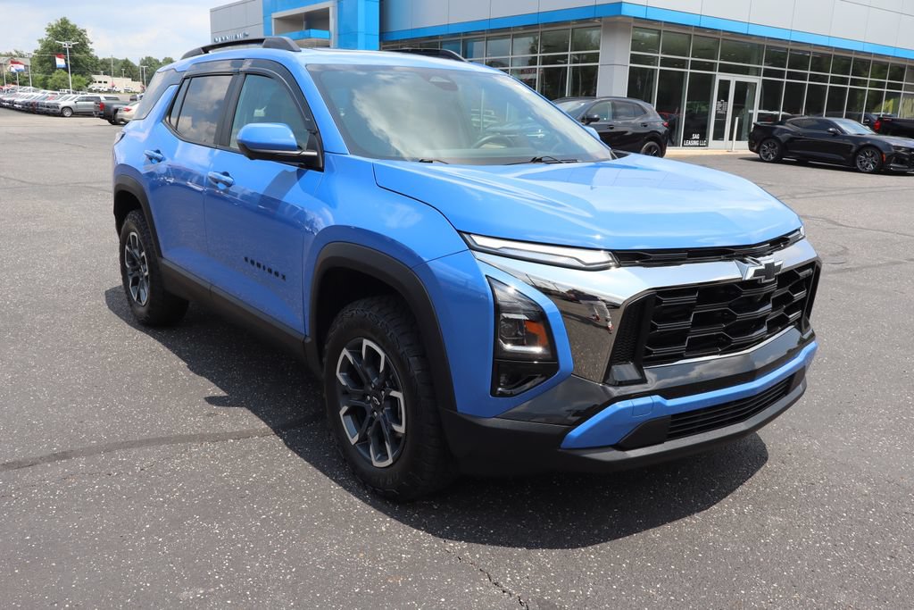 Used 2025 Chevrolet Equinox ACTIV w/ Safety and Technology Package FWD image 2