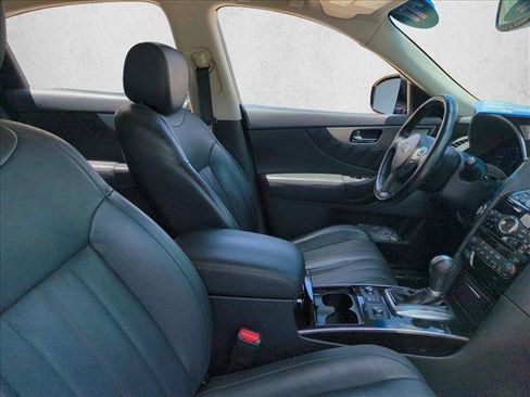 Used 2017 INFINITI QX70 2WD image 21
