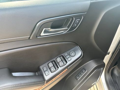 Used 2019 Chevrolet Tahoe Premier RWD image 15