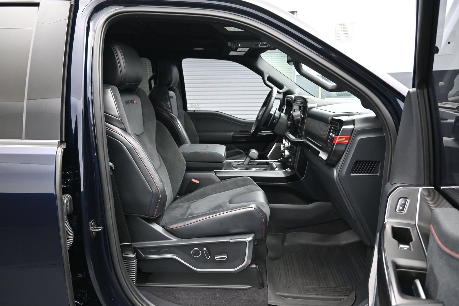 Used 2023 Ford F150 Raptor w/ Equipment Group 802A Raptor R AWD/4WD image 13