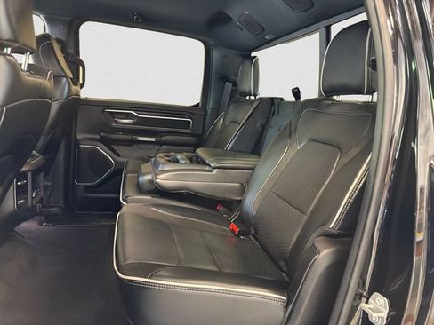 Used 2025 RAM 1500 Laramie w/ Sport Appearance Package AWD/4WD image 14