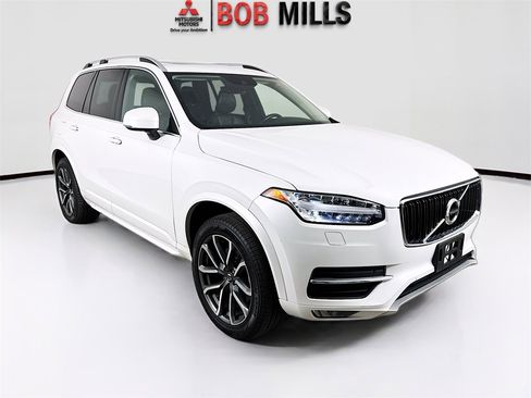 Used 2018 Volvo XC90 T5 Momentum w/ Momentum Plus Package image 1