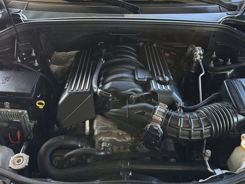 Used 2018 Jeep Grand Cherokee SRT AWD/4WD image 37