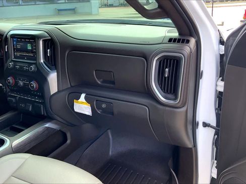 Used 2021 Chevrolet Silverado 1500 LTZ image 35