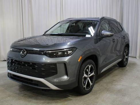 New 2026 Volkswagen Tiguan SE AWD/4WD image 36