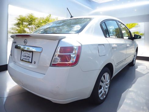 Used 2011 Nissan Sentra 2.0 S image 9