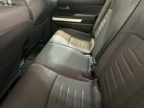 Used 2024 Toyota Tacoma TRD Off-Road AWD/4WD image 5