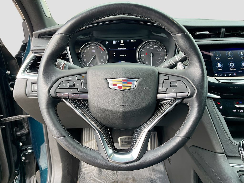 Used 2024 Cadillac XT6 Sport w/ LPO, ONYX Package AWD/4WD image 11