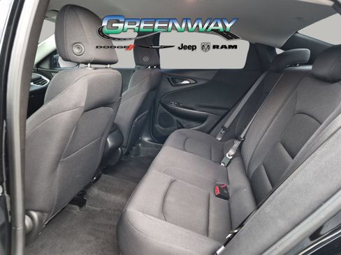 Used 2024 Chevrolet Malibu LS FWD image 15