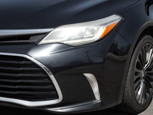 Used 2016 Toyota Avalon Touring image 6