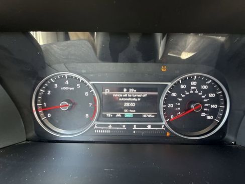 Used 2023 Kia Sorento S w/ Panoramic Sunroof Package image 15