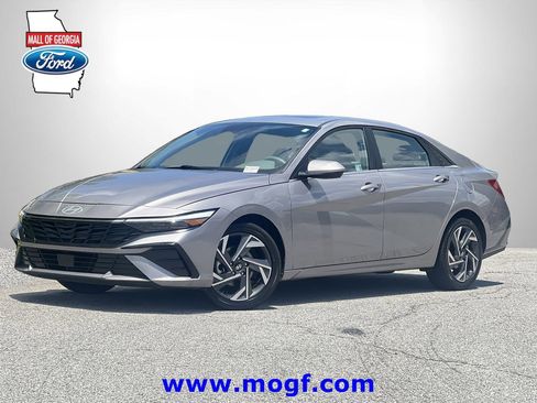 Used 2025 Hyundai Elantra SEL FWD image 1