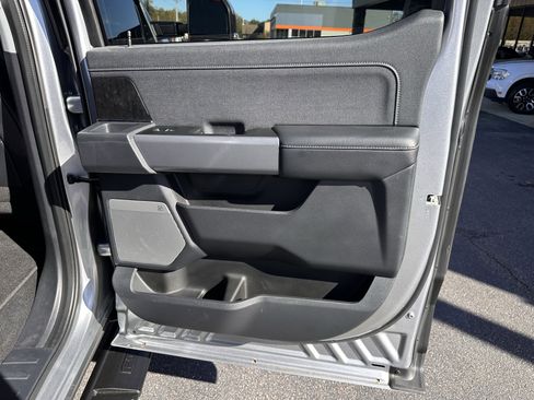 Used 2023 Ford F250 Lariat w/ Lariat Ultimate Package image 16