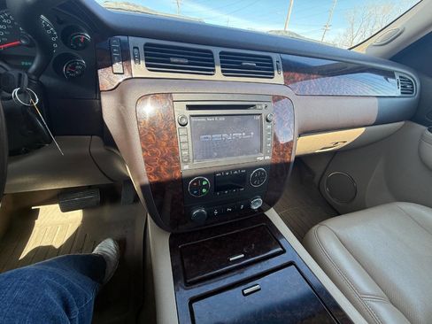 Used 2014 GMC Yukon Denali image 27