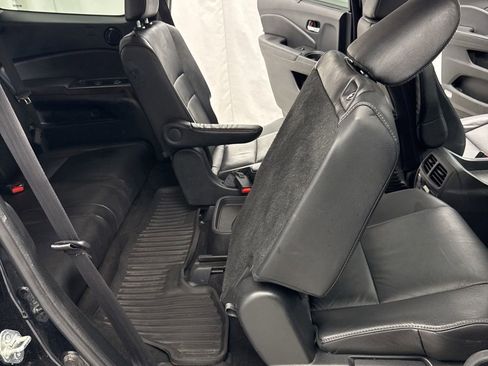 Used 2022 Honda Pilot Touring image 37