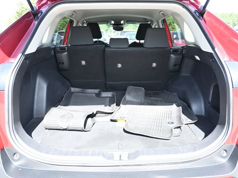 Used 2022 Toyota RAV4 LE FWD image 26