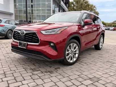 Used 2022 Toyota Highlander Limited