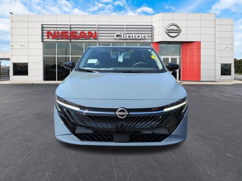 New 2026 Nissan Sentra SR w/ SR Premium Package FWD image 8