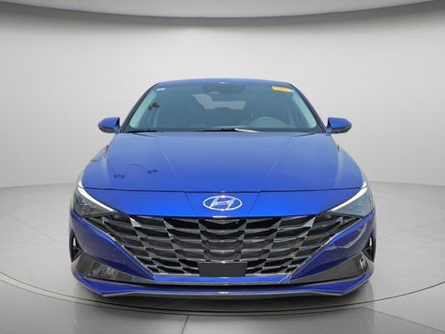 Certified 2023 Hyundai Elantra Limited image 4
