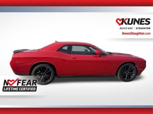 Used 2016 Dodge Challenger R/T Plus RWD image 9
