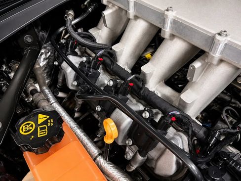 Used 2020 Chevrolet Camaro SS RWD image 26