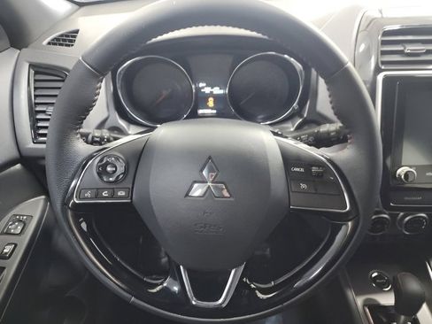 Used 2025 Mitsubishi Outlander Sport AWD image 28