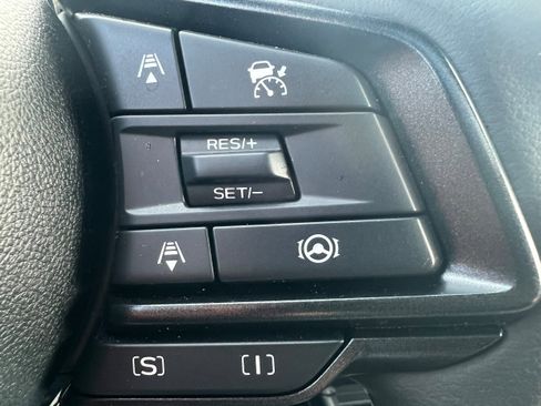 Certified 2025 Subaru Crosstrek 2.5i Sport AWD/4WD image 22